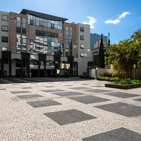 Arriaga I By An Island Apartment Funchal (Madeira)