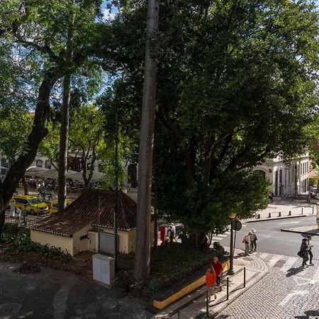 Arriaga I By An Island * Funchal (Madeira)